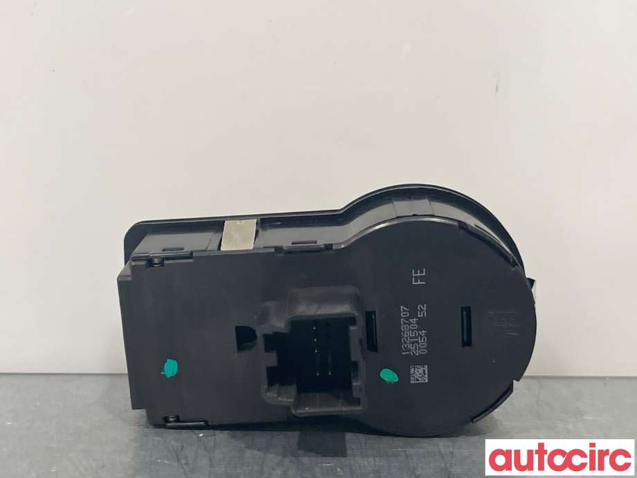Bryter lys til Opel Astra J 2010-2015  (OPEL|13268707|)