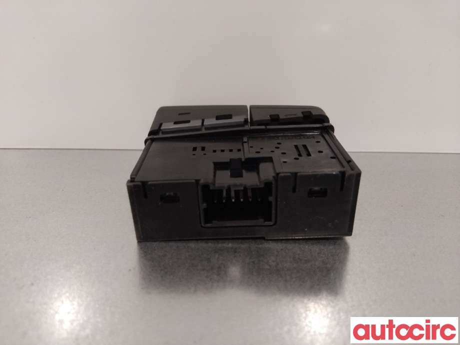 Bryter nødblink til Suzuki SX4 S-CROSS 2013-->> (Type II) (SUZUKI|37430-55L20-5PK|)