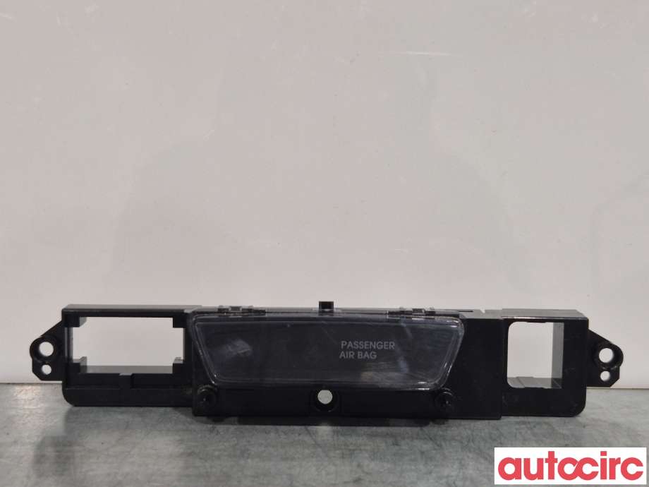 Multimedia display (MCU - Media Controller Unit) til Hyundai i20, 2009-2014 (Type I)  (HYUNDAI|937701J100UX)
