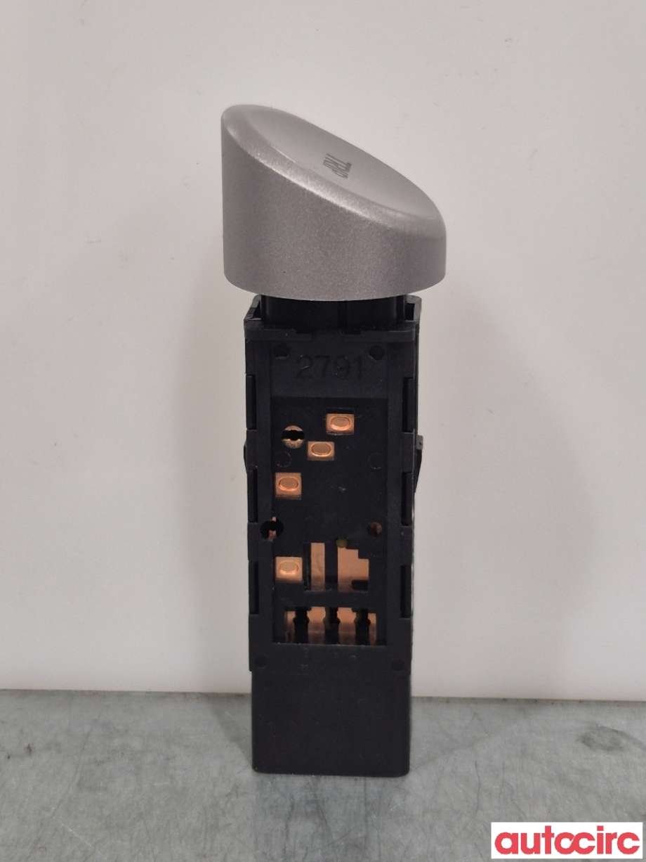 Bryter diverse til Hyundai i20 2009-2014 (Type I) (HYUNDAI|937601J000UX|)
