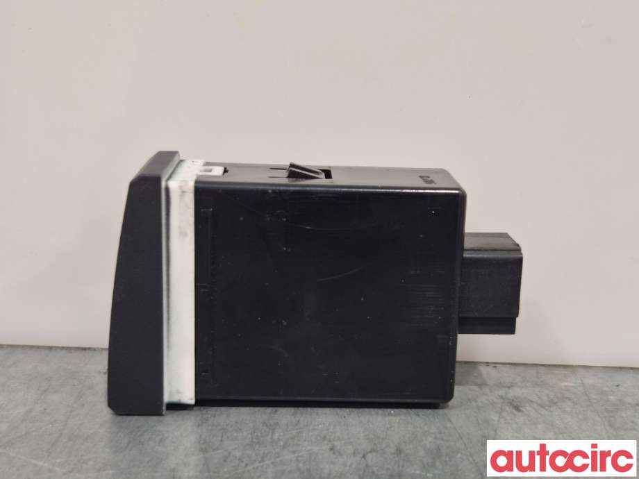 Bryter diverse til Hyundai i20 2009-2014 (Type I) (HYUNDAI|933701J0009P|)