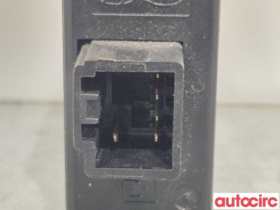 Bryter diverse til Hyundai i20 2009-2014 (Type I) (HYUNDAI|933701J0009P|)