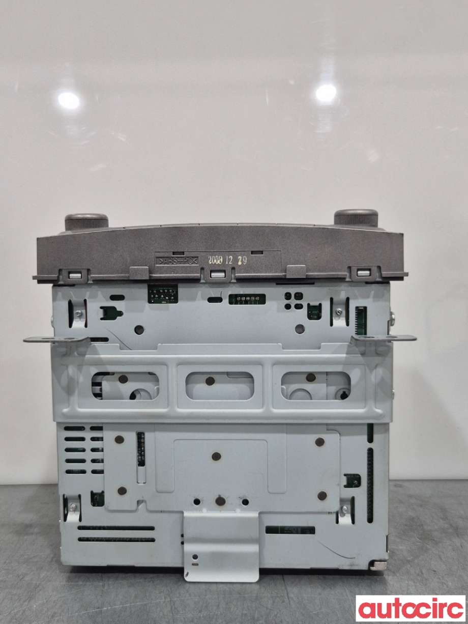 Bilstereo til Hyundai i20 2009-2014 (Type I) (HYUNDAI|961001J202UX||961001J202)