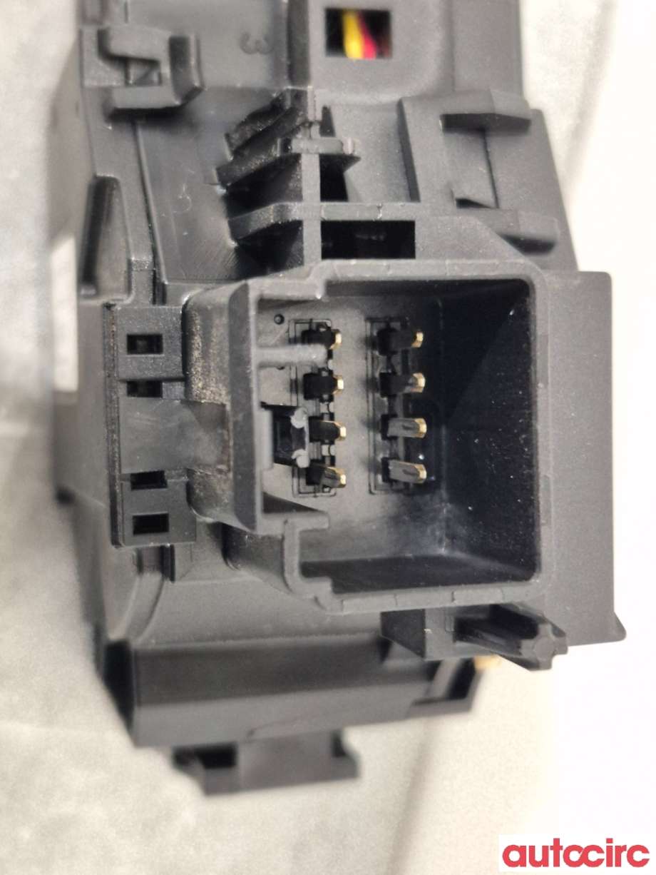 Bryter blink til Ford B-Max 2012-2017  (FORD|1682336||8A6T-13335-BC)
