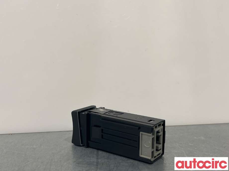 Bryter setevarme til Toyota RAV4 2019-->> (Type V)  (TOYOTA|8475116030)