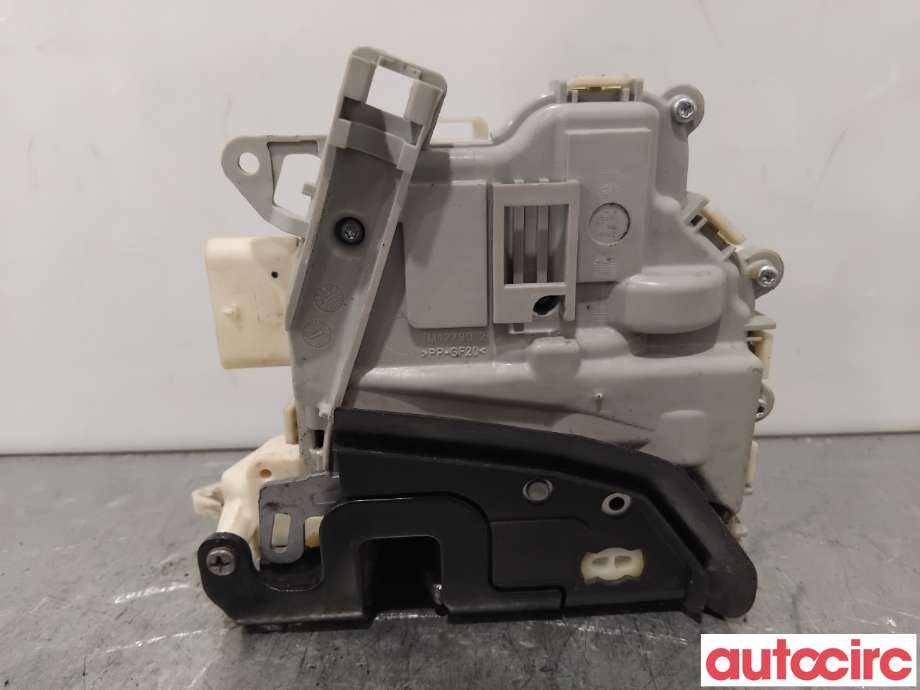 Låsekasse høyre foran til Audi A6, Allroad 2012-2014 (Type III, Fase 1) (C7) (C7) (AUDI|8J1837016C|)