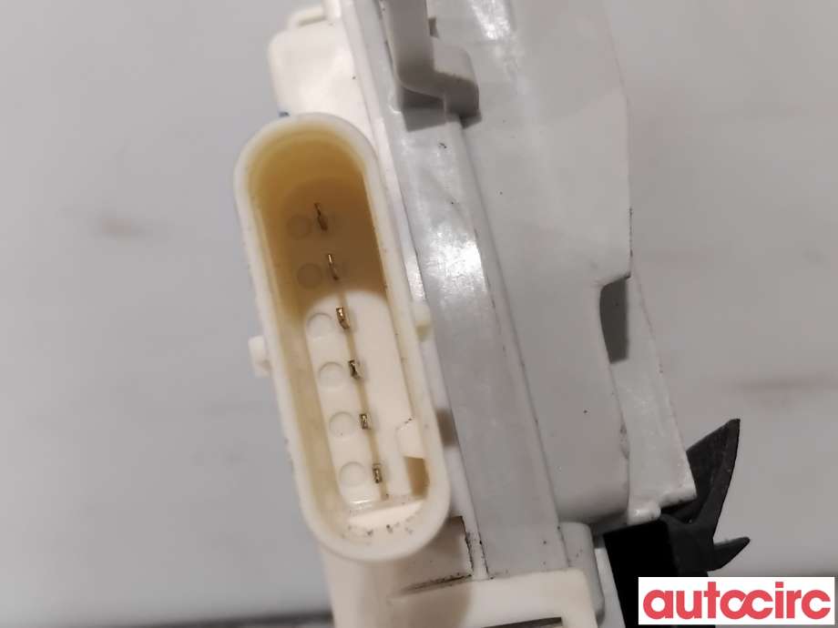 Låsekasse høyre foran til Audi A6, Allroad 2012-2014 (Type III, Fase 1) (C7) (C7) (AUDI|8J1837016C|)