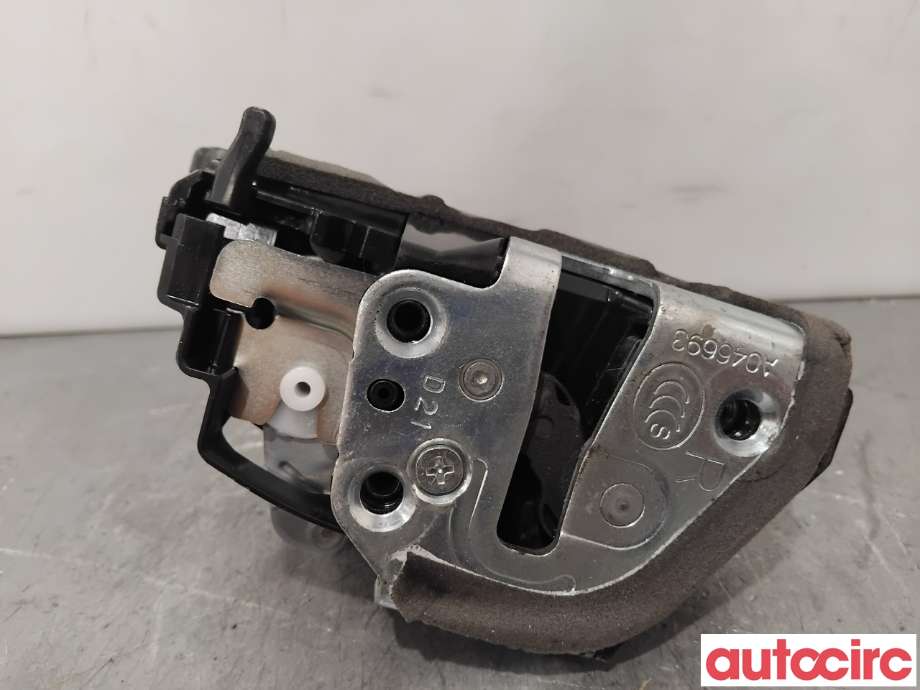 Låsekasse høyre bak til Toyota RAV4 2013-2015 (Type IV, Fase 1)  (TOYOTA|6905033120|)