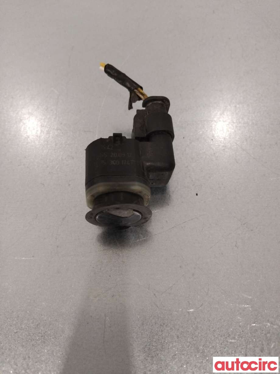 Parkeringssensor bak til Ford Kuga 2008-2012 (Type I)  (FORD|2018398|)