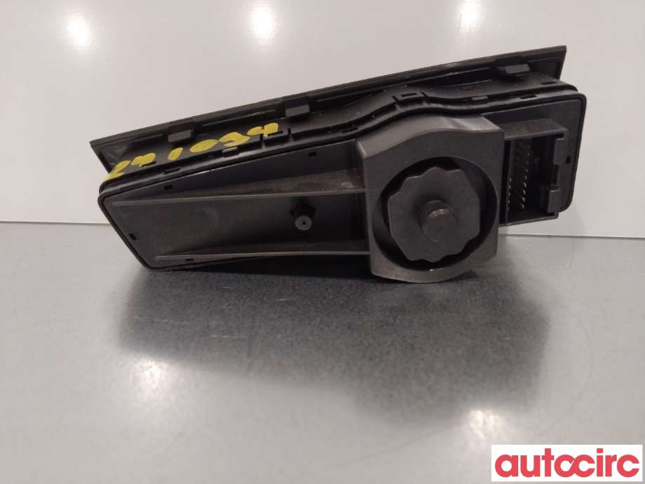 Bryter lys til Hyundai i40 2012-2017  (HYUNDAI|933003Z050RY||93300-3Z050)