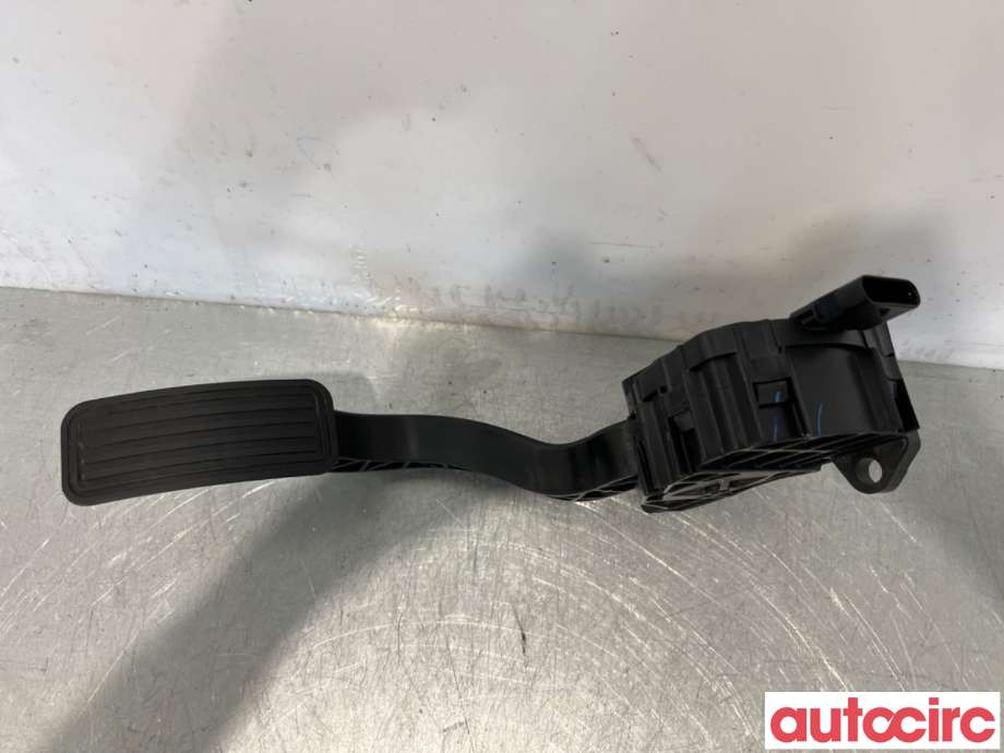 Pedal gass til Tesla Model 3 2018-2023 (Fase 1)  (TESLA|1044695-00-A|)