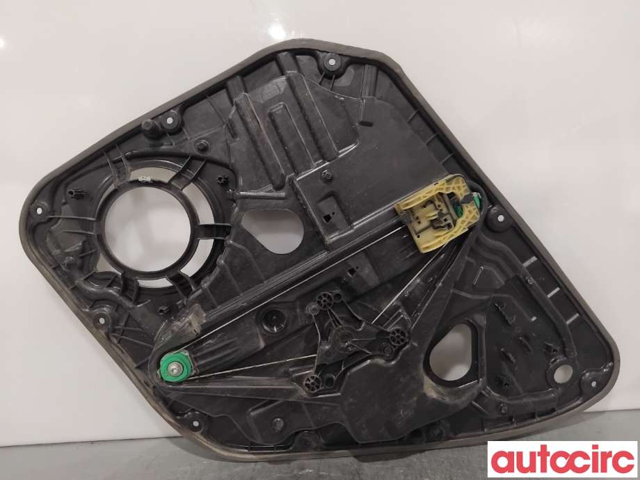 Ruteheis til Volvo V40 2012-2019  (VOLVO|31276217|)