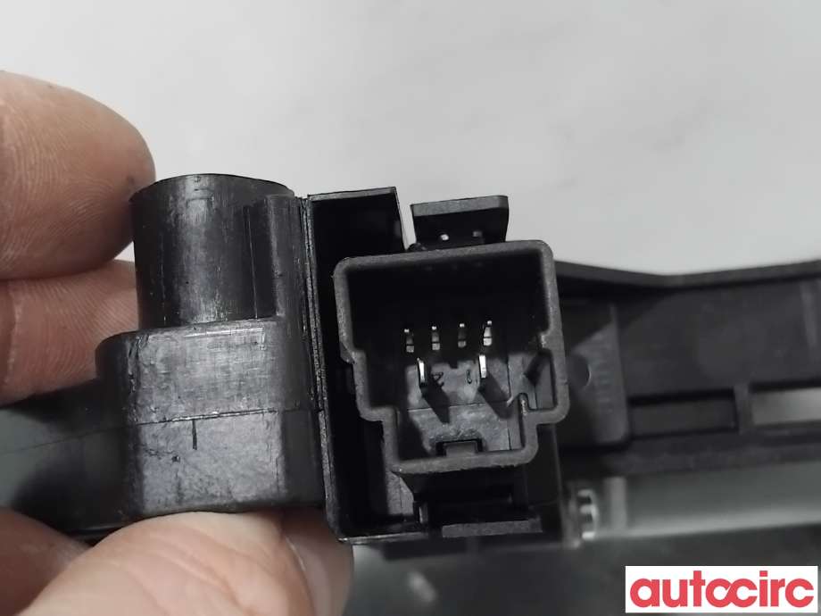 Ruteheis venstre foran til Volvo V40 2012-2019  (VOLVO|31253061|966268-103|)
