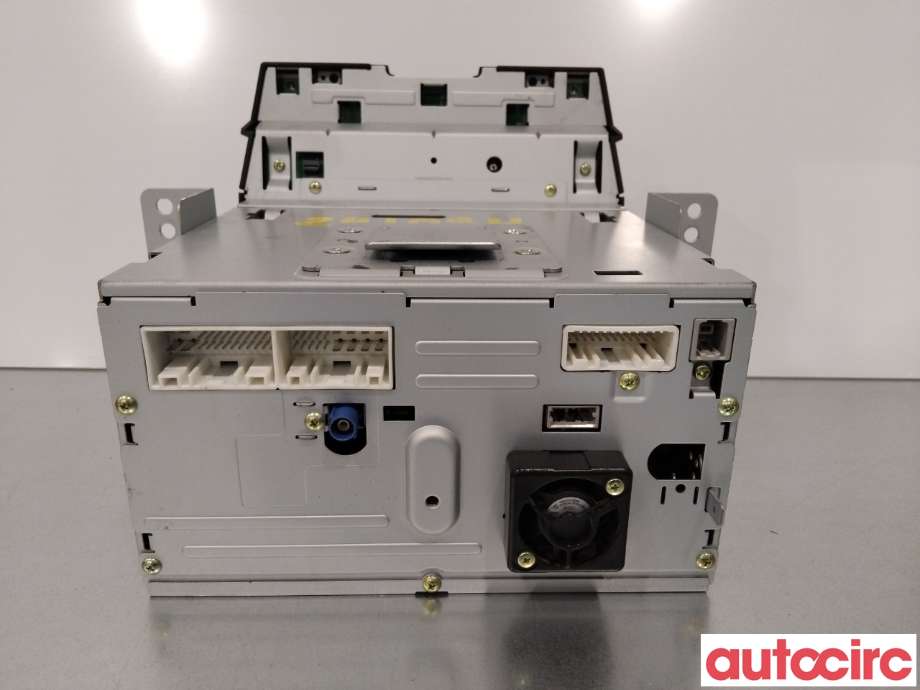 Bilstereo til Hyundai i40 2012-2017  (HYUNDAI|965603Z0004X)