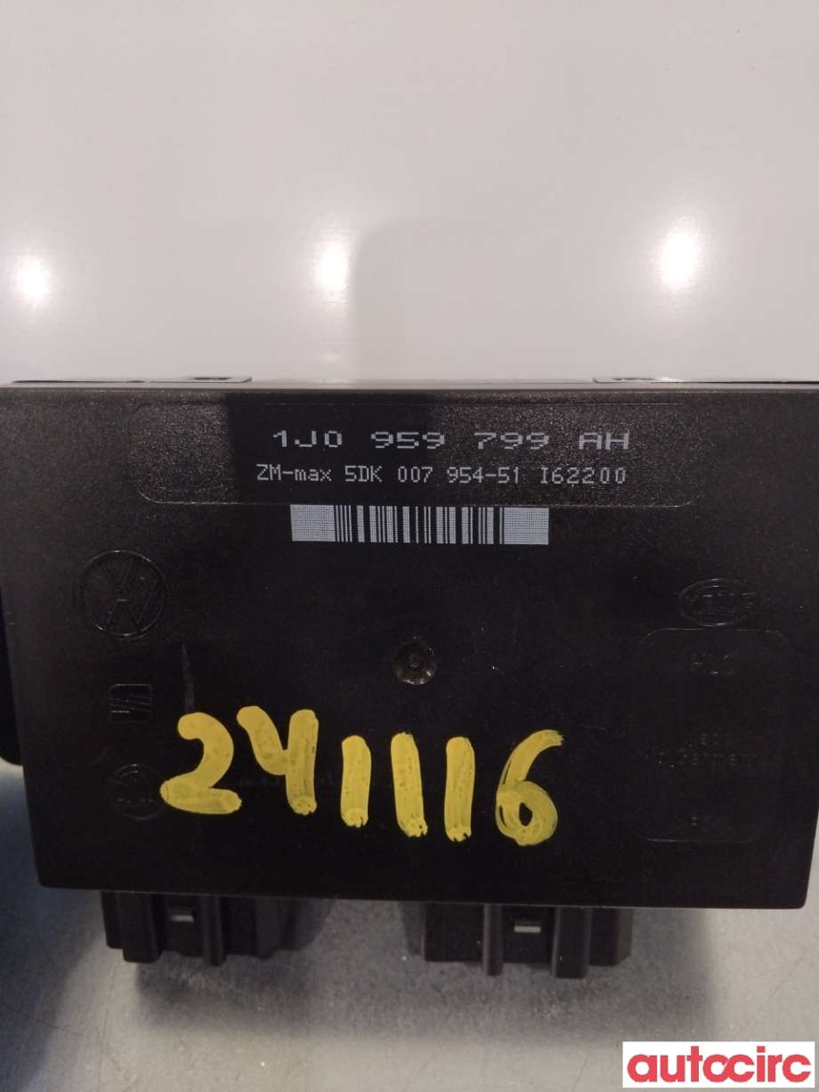 Styreenhet sentrallås til VW Passat 1997-2000 (B5,3B) (B5,3B) (VOLKSWAGEN|1J0959799S)