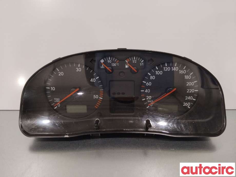 Instrumentpanel til VW Passat, 1997-2000 (B5,3B) (B5,3B) (VOLKSWAGEN|3B0920822AX)