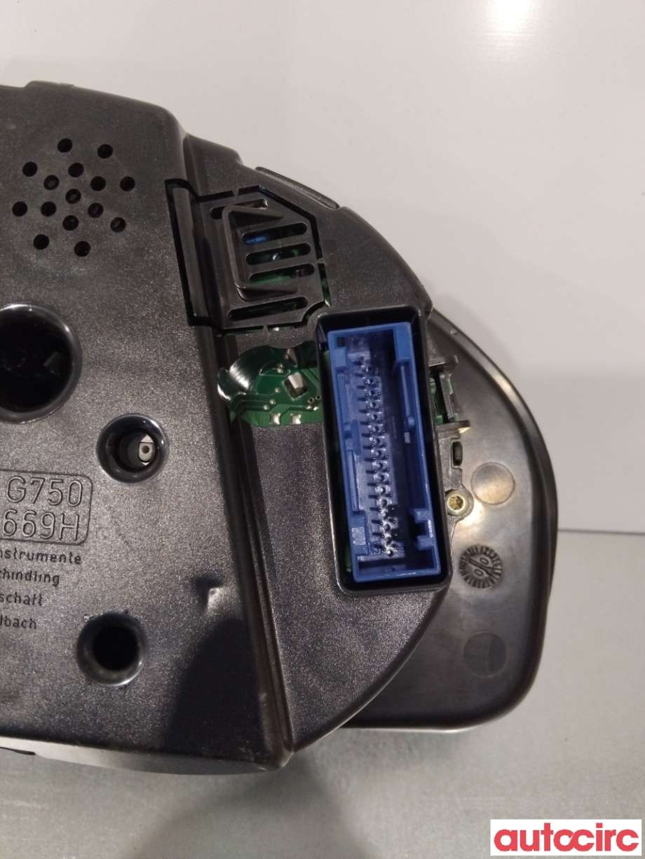 Instrumentpanel til VW Passat 1997-2000 (B5,3B) (B5,3B) (VOLKSWAGEN|3B0920822AX)