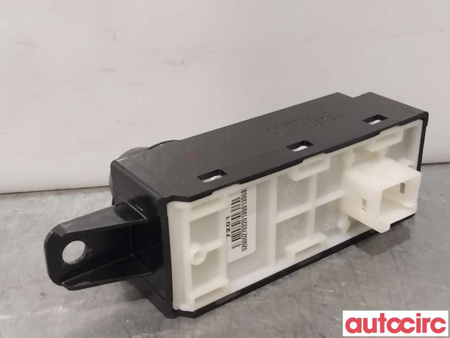 Bryter diverse til Peugeot 208 2012-2019 (Type I) (PEUGEOT|96758773XU|)