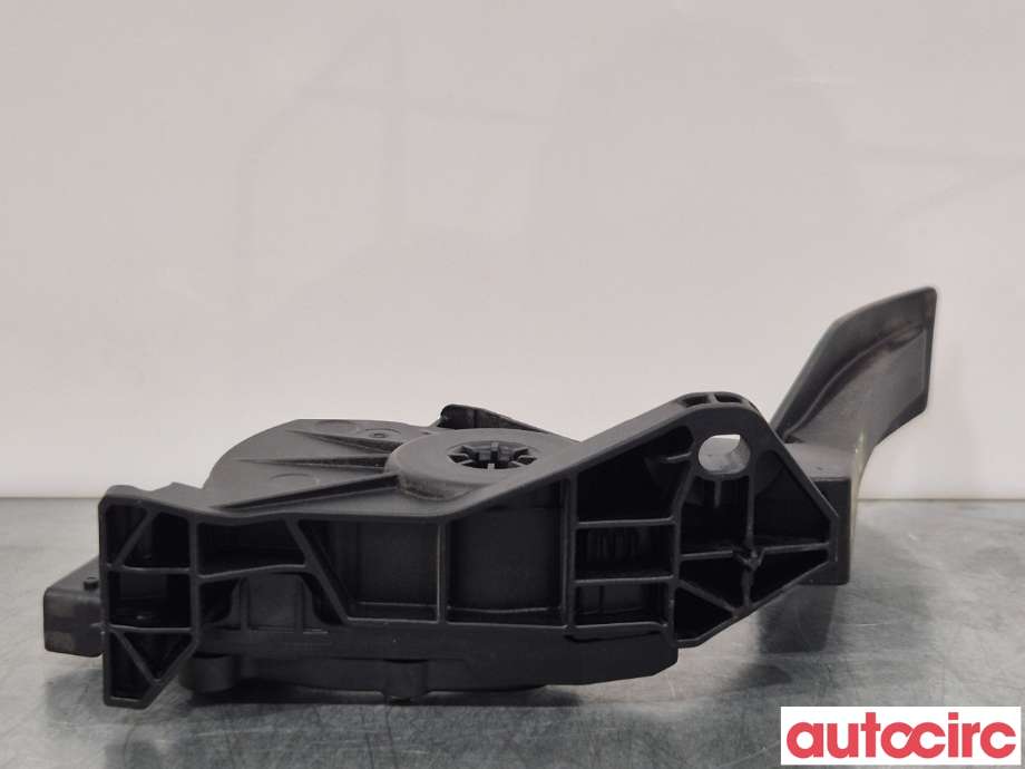 Pedal gass til Opel Astra J 2010-2015  (OPEL|13252702)