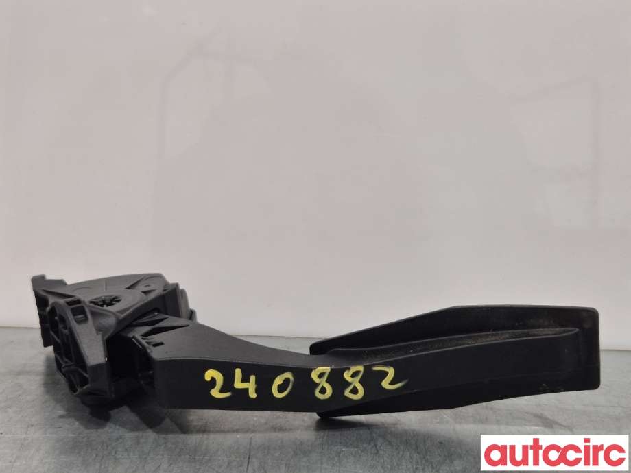 Pedal gass til Opel Astra J 2010-2015  (OPEL|13252702)