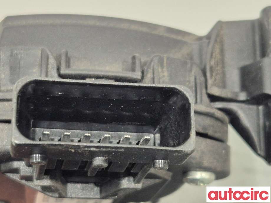 Pedal gass til Opel Astra J 2010-2015  (OPEL|13252702)