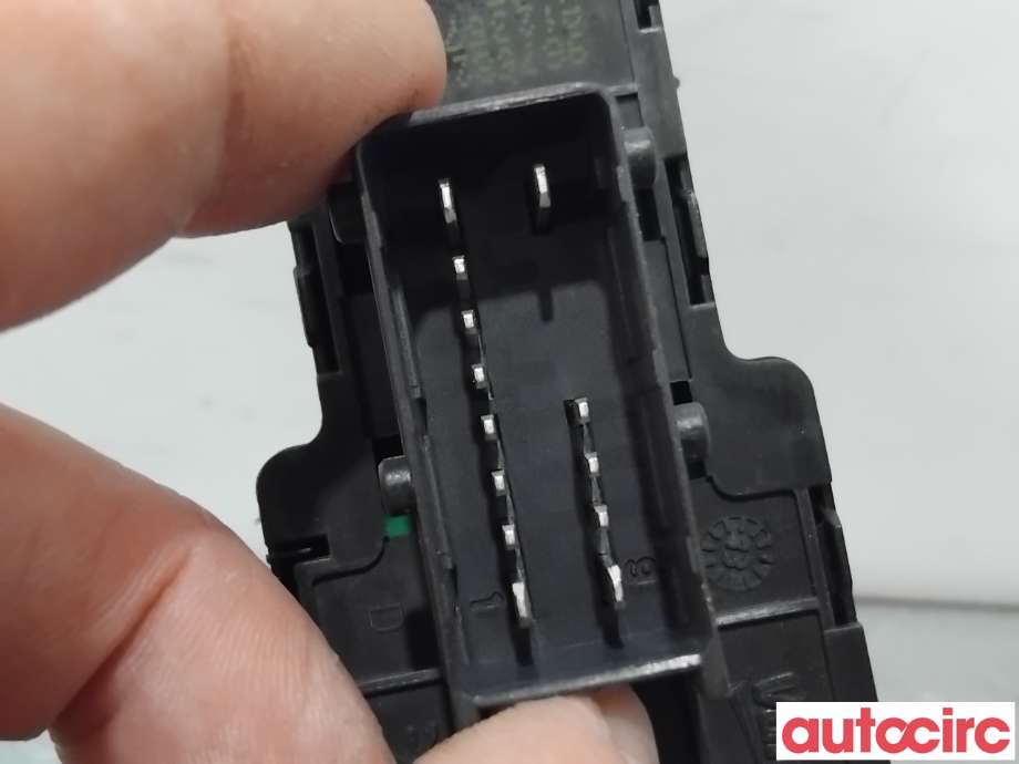Bryter ruteheis til Peugeot 208 2012-2019 (Type I)  (PEUGEOT|98758210ZD||96768210ZD)