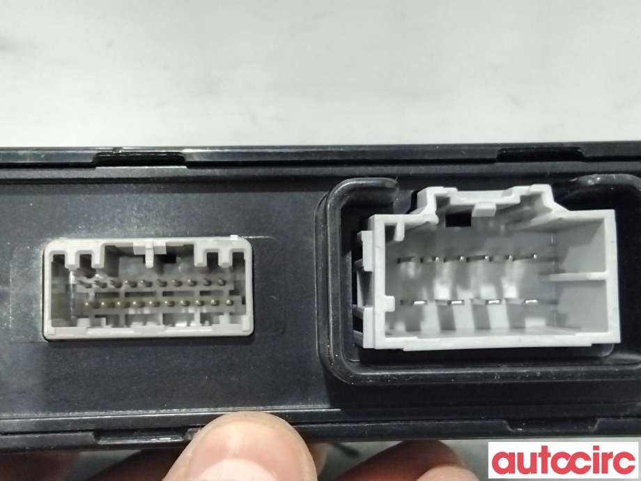 Styreenhet elektrisk parkbrems (EPB - Electric Parking Brake) til Tesla Model S 2013-2016 (Fase 1)  (TESLA|1007618-00-E|)