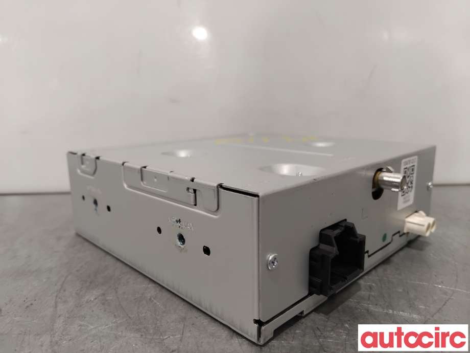 Bilstereo til Tesla Model S 2013-2016 (Fase 1)  (TESLA|1052609-00-A|CR-FX42F0GDA|1004787-02-D)