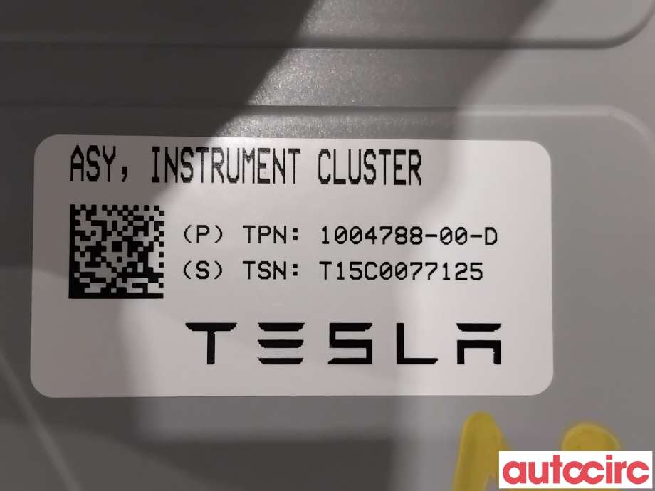 Instrumentpanel til Tesla Model S 2013-2016 (Fase 1)  (TESLA|1039357-00-H||1004788-00-D)