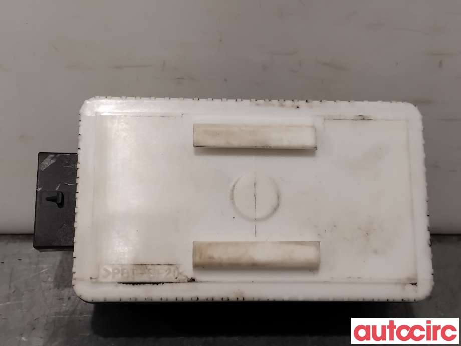 Styreenhet diverse til Tesla Model S 2013-2016 (Fase 1)  (TESLA|1034601-00-D|40398036|1034601-00-A)