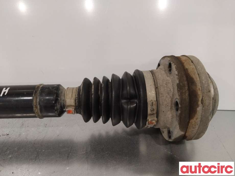 Drivaksel høyre foran til Škoda Superb 2008-2015 (Type II)  (SKODA|3C0407452RX|3C0407272CB|3C0407272CA)