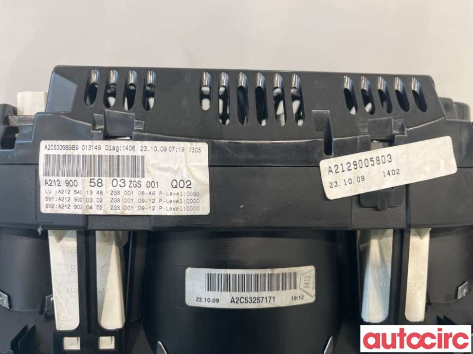 Instrumentpanel til Mercedes E-Klasse 2009-2013 (Fase 1) (W212) (W212) (MERCEDES|A2129004904|A2C53368989|A2129005803)