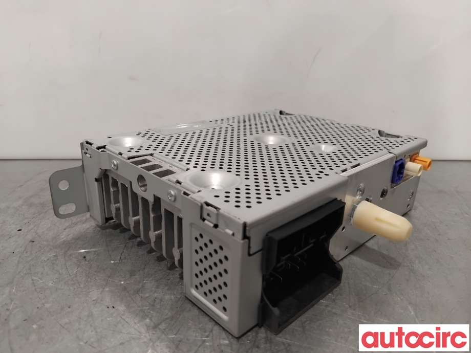 Bilstereo til Peugeot Expert 2016-->> (Type III)  (PEUGEOT|1628704880|RU-9472|9818777680)