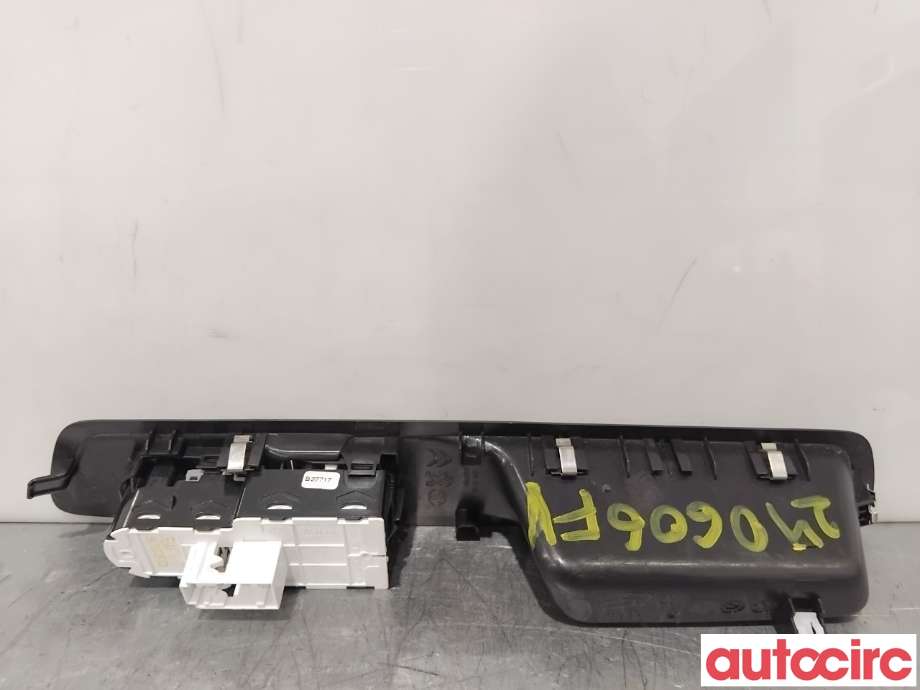 Bryter ruteheis til Peugeot Expert 2016-->> (Type III) (PEUGEOT|96783350ZD|)