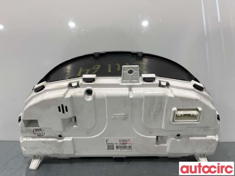 Instrumentpanel til Mitsubishi Outlander 2012-2015 (Type III, Fase 1)  (MITSUBISHI|8100B897|MM0059-005)