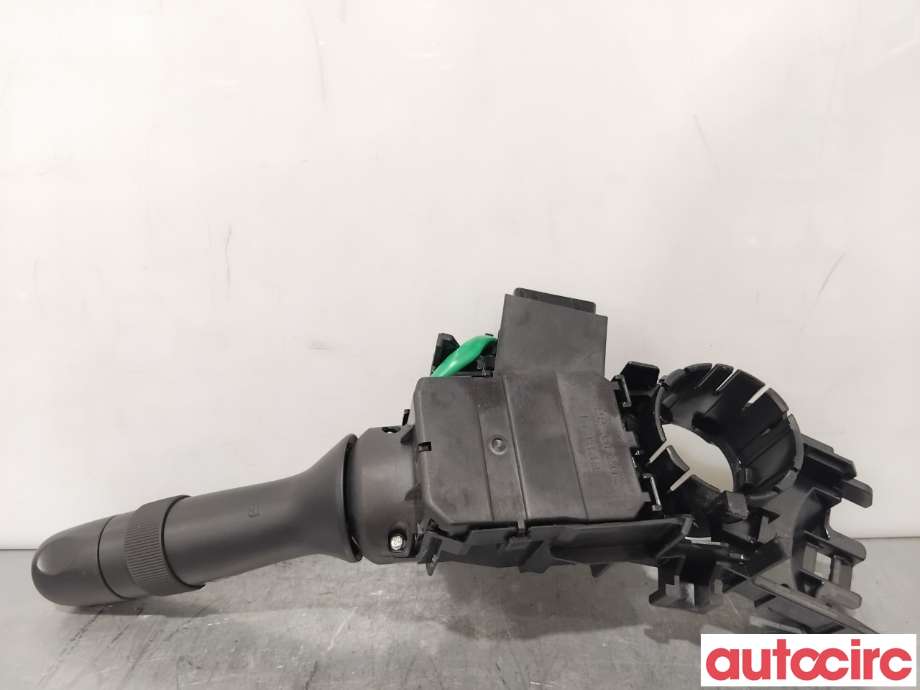 Bryter blink til Subaru XV 2012-2017 (Type I)  (SUBARU|83115FJ110|)