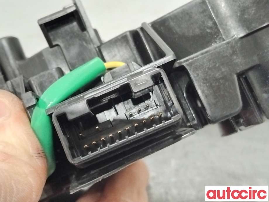 Bryter blink til Subaru XV 2012-2017 (Type I)  (SUBARU|83115FJ110|)