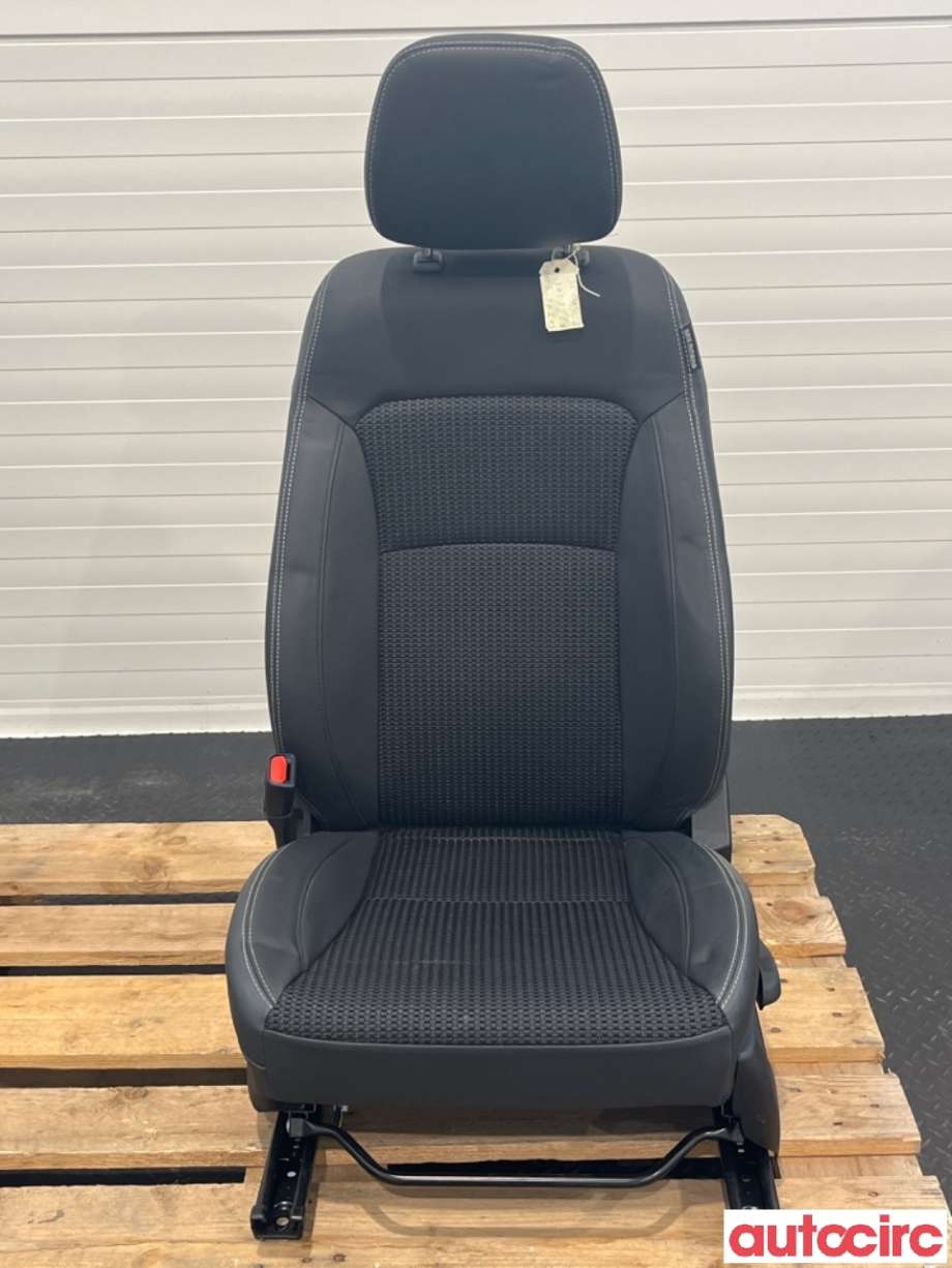 Sete foran høyre til Suzuki SX4 S-CROSS, 2013-->> (Type II)  (SUZUKI|85101-63T20-EMT)