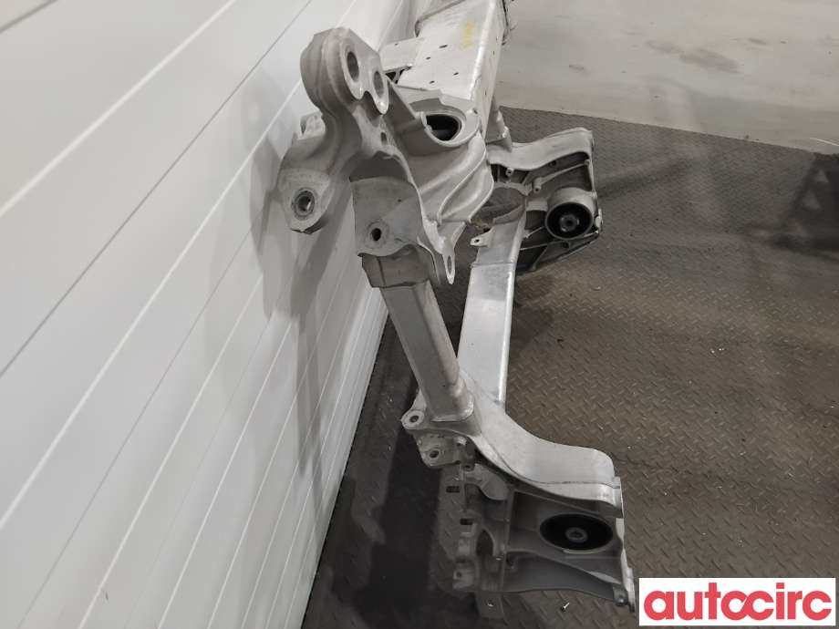 Travers foran hoved til Audi e-tron 2018-->>  (AUDI|4KE399313B||4KE399313C)