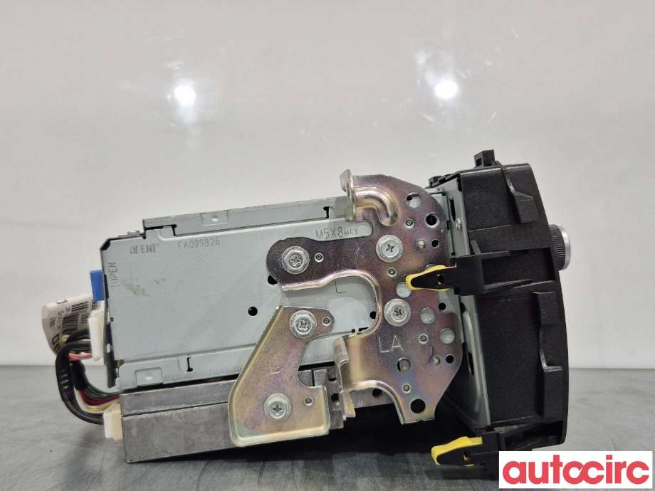 Bilstereo til Toyota Auris 2013-2015 (Type II, Fase 1)  (TOYOTA|8614002030|)