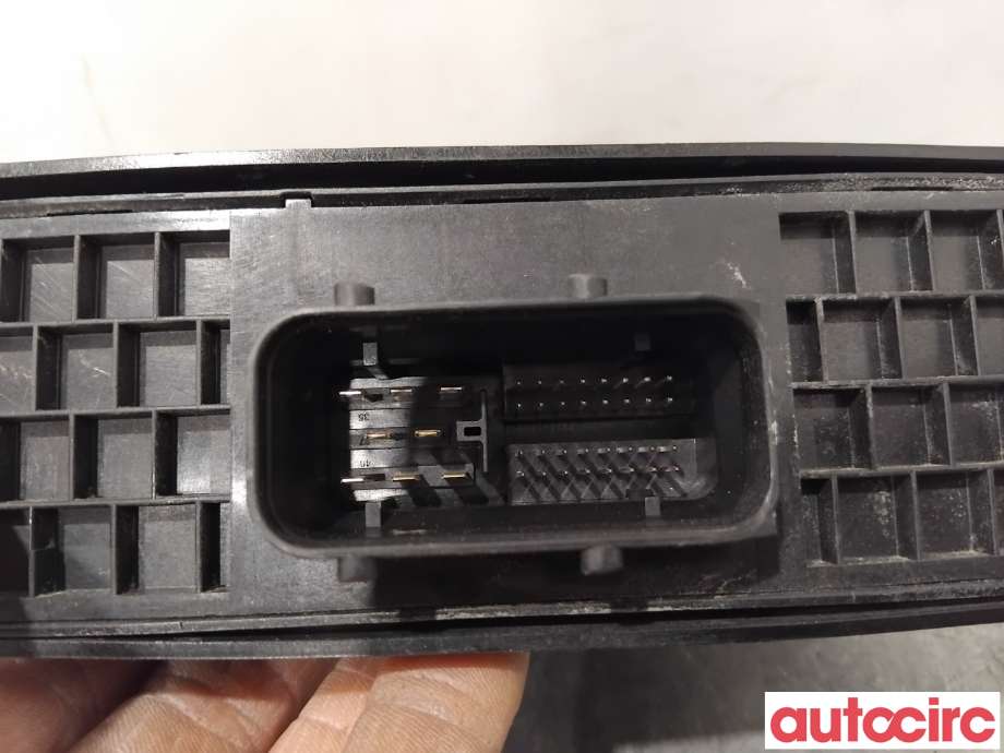 Styreenhet diverse til Audi e-tron 2018-->>  (AUDI|4KE965429C|501246855|4KE965557B)
