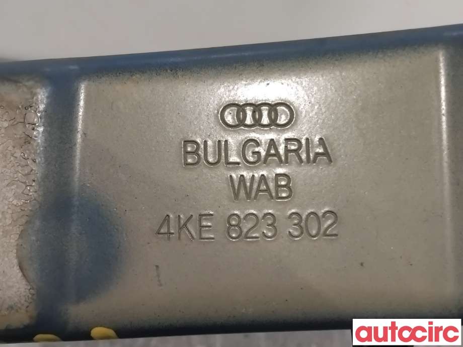 Panserhengsler til Audi e-tron 2018-->>  (AUDI|4KE823302|)