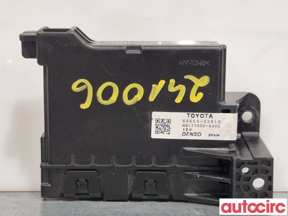 Styreenhet klima/aircondition til Toyota Auris 2013-2015 (Type II, Fase 1)  (TOYOTA|8865002A80|)