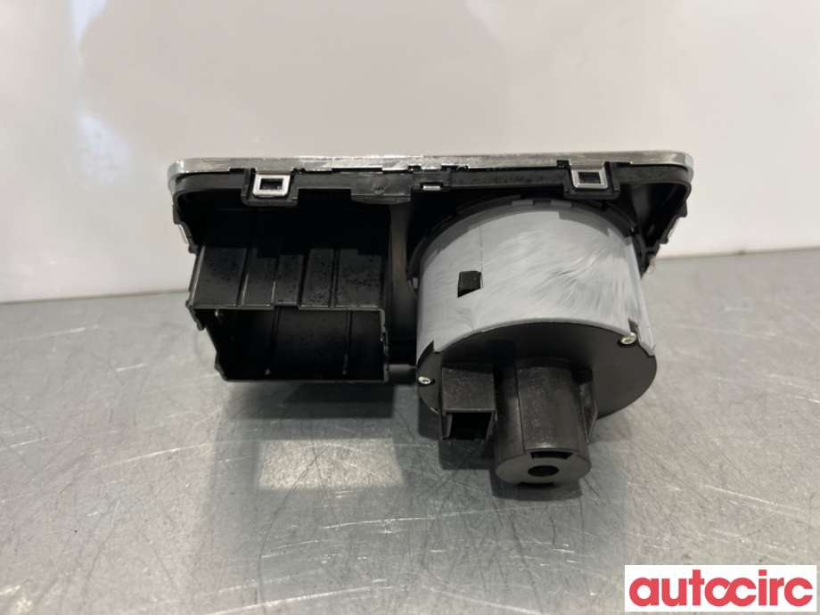 Bryter lys til Škoda Superb 2008-2015 (Type II)  (SKODA|3T0941431B|)