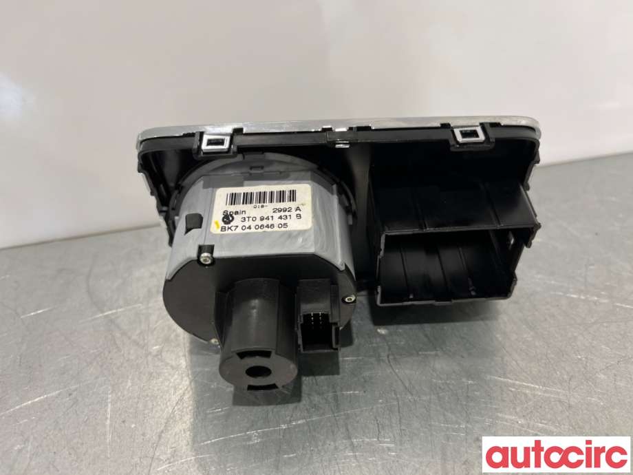 Bryter lys til Škoda Superb 2008-2015 (Type II)  (SKODA|3T0941431B|)