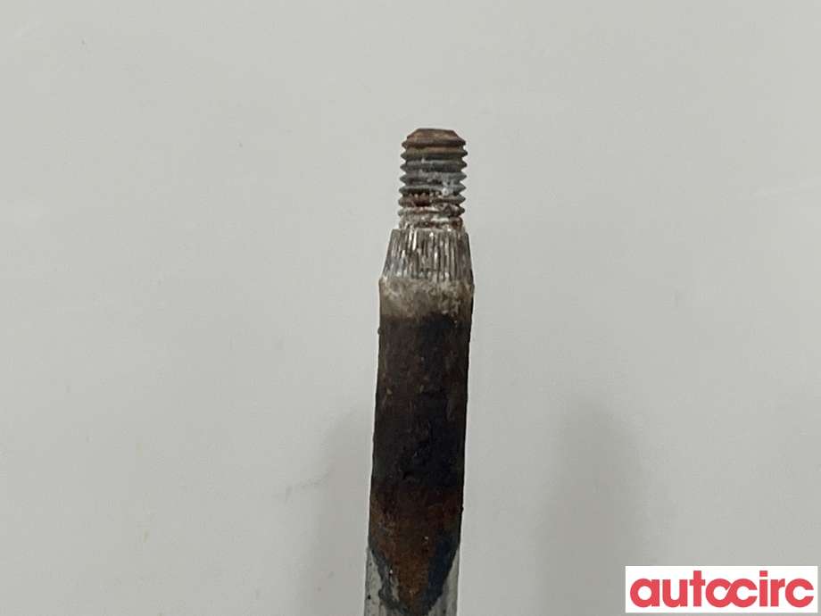 Viskermotor bakrute til Mitsubishi ASX 2010-2019  (MITSUBISHI|8253A011|)