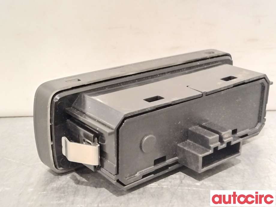 Bryter baklukeåpner til Volvo C40 Recharge 2021-2024  (VOLVO|31443873|)