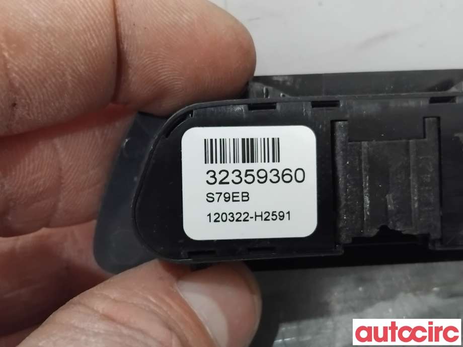 Dashbord telefon til Volvo C40 Recharge 2021-2024 (VOLVO|32359360|)