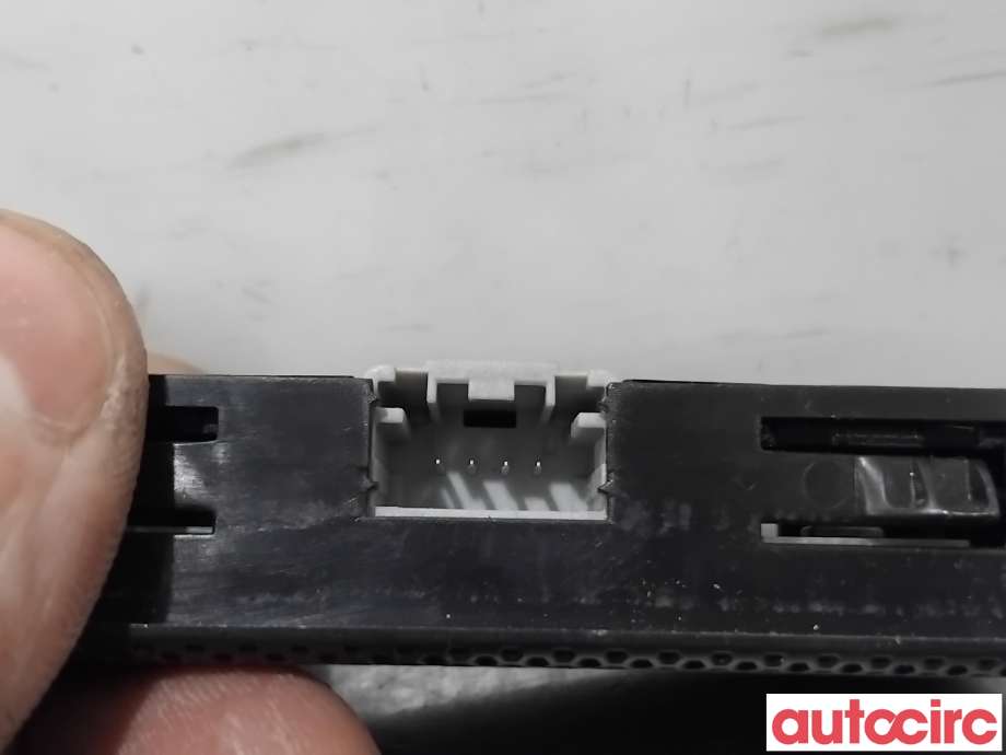 Dashbord telefon til Volvo C40 Recharge 2021-2024 (VOLVO|32359358|)