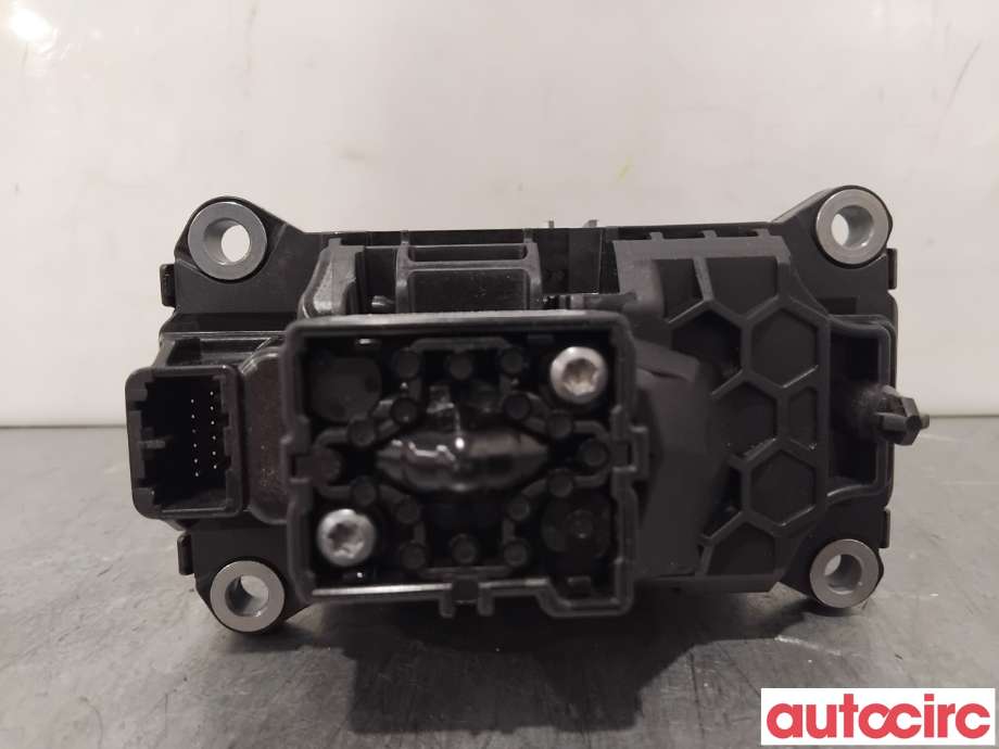 Girstang/girvelger automat til Volvo C40 Recharge 2021-2024  (VOLVO|32240670|)
